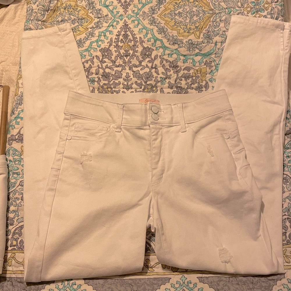 Candies White Pants..So Cute!!